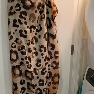 Source Unknown Animal Print Scarf in Brown and Tan